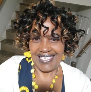 Meet your Posher, Joann